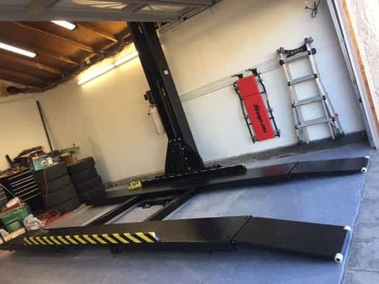 Auto Lift AL-SP-6K-SS 6000 Lb. Single Column Car Storage Lift Auto Lift AL-SP-6K-SS 6000 Lb. Single Column Car Storage Lift