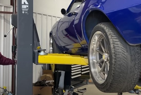 BendPak 10AP Adaptable Clearfloor Adj-Width ALI 2 Post Lift 10,000 Lb. - New BendPak 10AP Adaptable Clearfloor Adj-Width ALI 2 Post Lift 10,000 Lb. - New