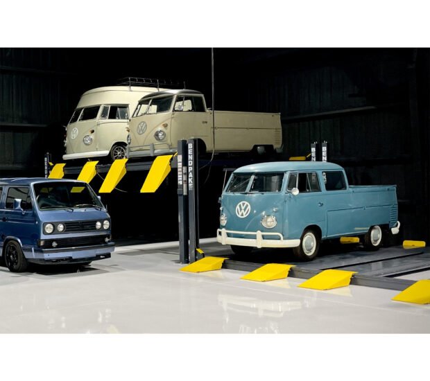 BendPak Dual-Platform Super-Wide 4-Post Car Lift, 9000-Lb. Capacity, Model# HD-9SW BendPak Dual-Platform Super-Wide 4-Post Car Lift, 9000-Lb. Capacity, Model# HD-9SW