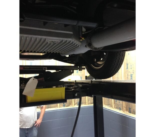 BendPak 4-Post Wide/Standard Car Lift, 9000-Lb. Capacity, Gray, Model# HD-9XL BendPak 4-Post Wide/Standard Car Lift, 9000-Lb. Capacity, Gray, Model# HD-9XL