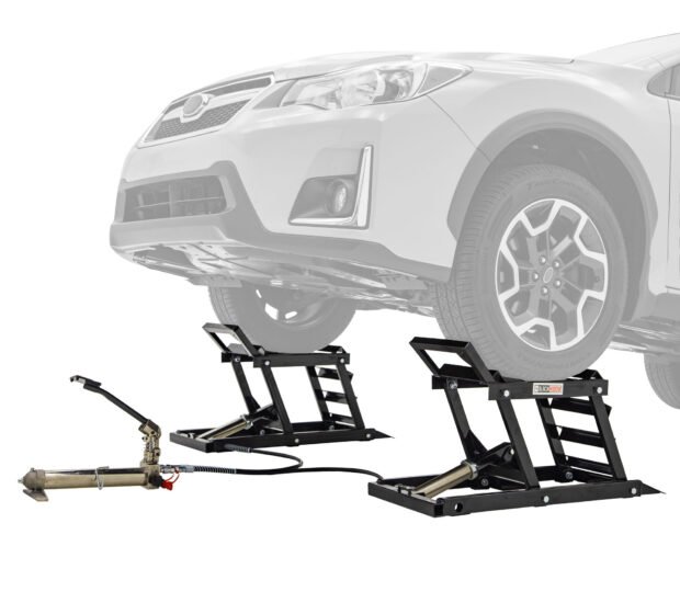 Black Widow Hydraulic Car Lift with Ramp - 3,000 lb. per pair Capacity