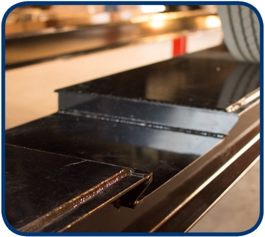 Challenger 4030EFX Closed Front Ex-Length Flat Deck 4 Post Lift - New Black Color Challenger 4030EFX Closed Front Ex-Length Flat Deck 4 Post Lift - New Black Color