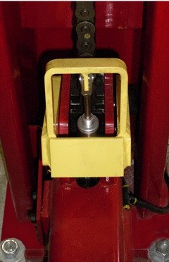 Challenger 44030XAR HD XL Ex-Length 4-Post Hydraulic Alignment Lift 30,000 - New Black Color Challenger 44030XAR HD XL Ex-Length 4-Post Hydraulic Alignment Lift 30,000 - New Black Color