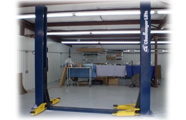 Challenger CLFP9 Low Ceiling Two Post Car Lift 9,000 Challenger CLFP9 Low Ceiling Two Post Car Lift 9,000