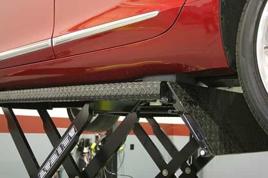 Challenger DX77 ALI Surface Mounted Double-Scissor Lift Challenger DX77 ALI Surface Mounted Double-Scissor Lift