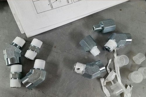 MaxJax® M7K Portable Two Post Garage Lift - Standard Package MaxJax® M7K Portable Two Post Garage Lift - Standard Package