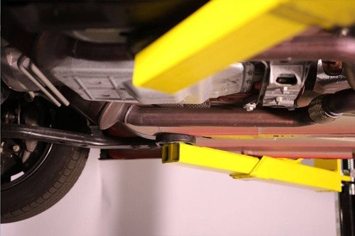 MaxJax® M7K Portable Two Post Garage Lift - Standard Package MaxJax® M7K Portable Two Post Garage Lift - Standard Package