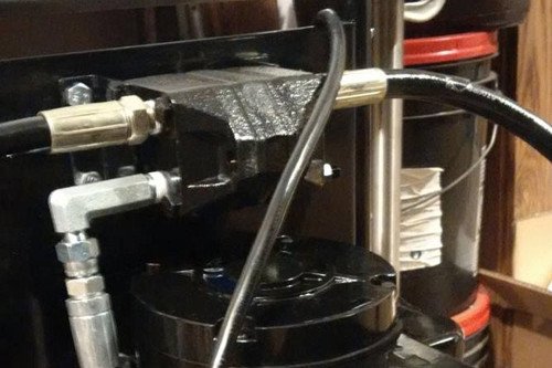 MaxJax® M7K Portable Two Post Garage Lift - Standard Package MaxJax® M7K Portable Two Post Garage Lift - Standard Package