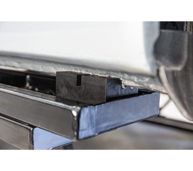 QuickJack, Urethane rubber block with pinch-weld design, Included (qty.) 4 Model# 5300013 QuickJack, Urethane rubber block with pinch-weld design, Included (qty.) 4 Model# 5300013