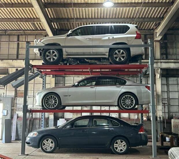 Advantage Single-Wide Triple Stacker | 3 Car Tri-Level 4-Post Lift Advantage Single-Wide Triple Stacker | 3 Car Tri-Level 4-Post Lift