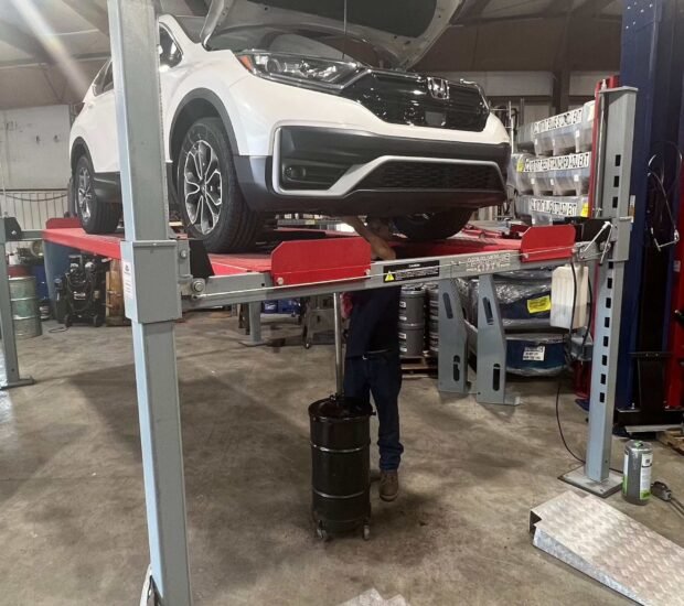 Advantage DX-11000-WD | 11,000 LBS. 4-Post Lift Advantage DX-11000-WD | 11,000 LBS. 4-Post Lift