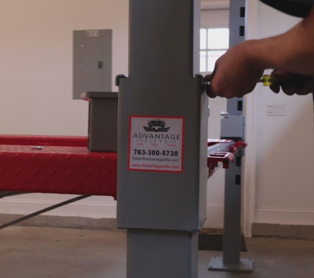 Advantage DX-9000-XLT | 9,000 LBS. 4-Post Lift Advantage DX-9000-XLT | 9,000 LBS. 4-Post Lift