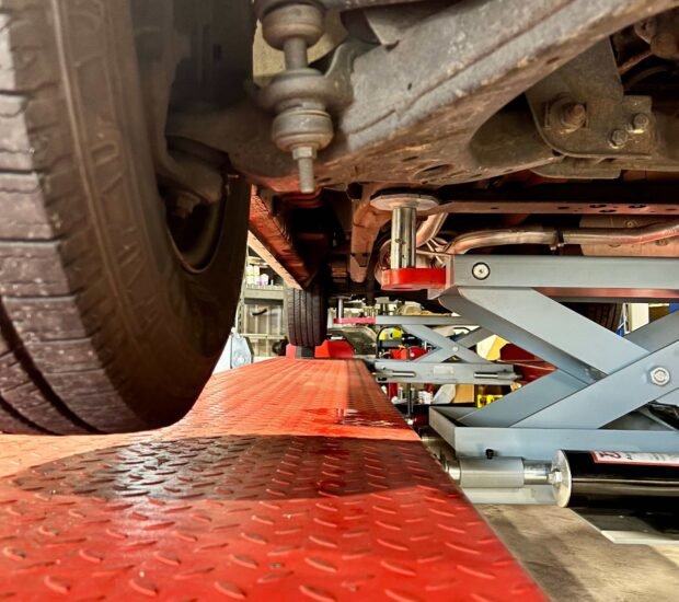 Advantage Lifts Rolling Air Jack (RJA) Advantage Lifts Rolling Air Jack (RJA)