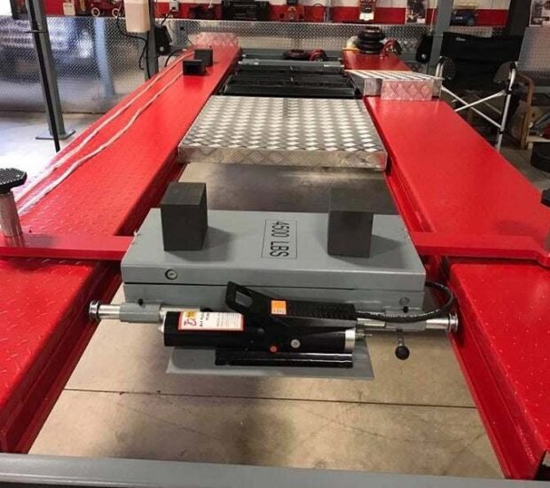 Advantage Lifts Rolling Air Jack (RJA) Advantage Lifts Rolling Air Jack (RJA)