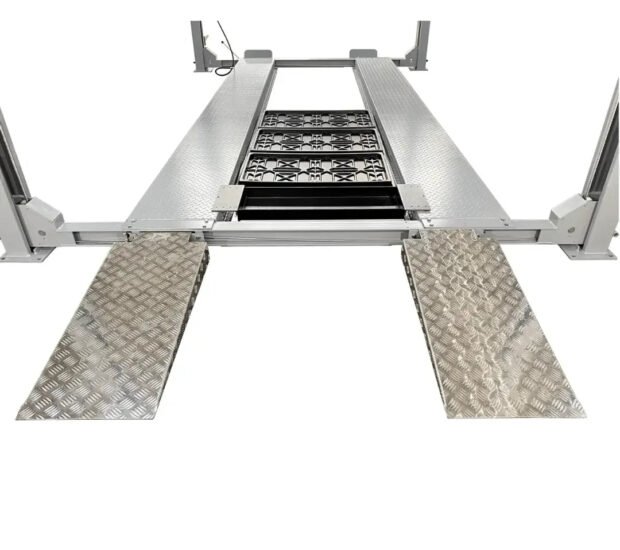 Triumph NSS-11 (Truck Combo) 11,000 lb 4 Post Automotive Lift with 2 RJ-5 Jacks Triumph NSS-11 (Truck Combo) 11,000 lb 4 Post Automotive Lift with 2 RJ-5 Jacks