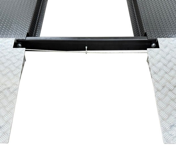 Triumph USA8000 8,000 lb Service & Storage 4 Post Automotive Lift Triumph USA8000 8,000 lb Service & Storage 4 Post Automotive Lift