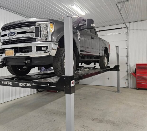 Wildfire 12000 Truck Lift | Heavy Duty Vehicle Lift