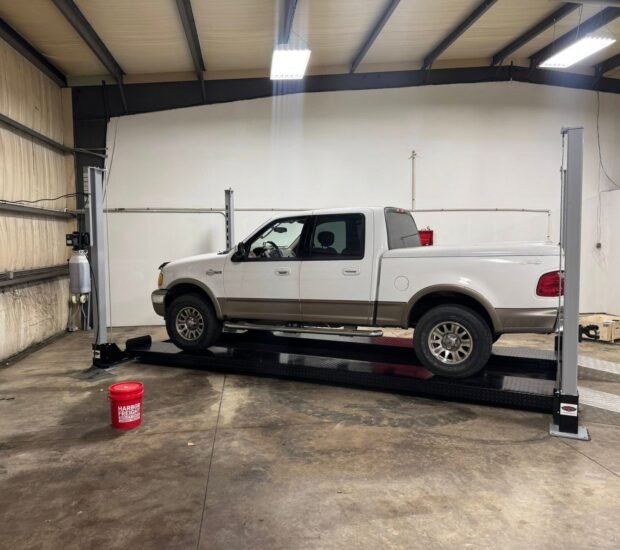 Wildfire 12000 Truck Lift | Heavy Duty Vehicle Lift Wildfire 12000 Truck Lift | Heavy Duty Vehicle Lift