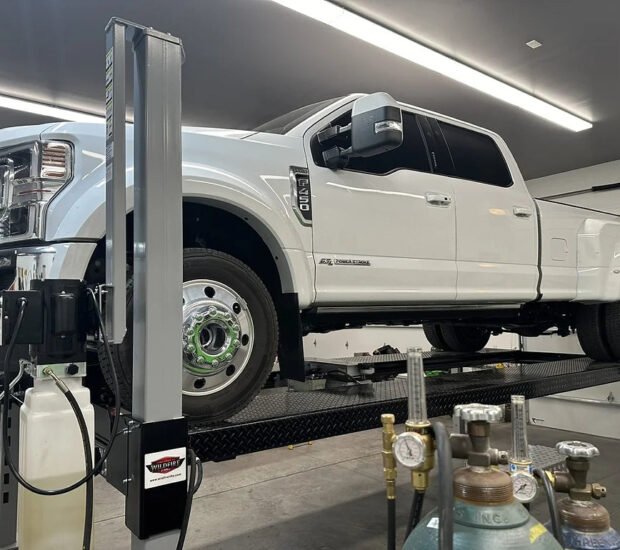 Wildfire 12000 Truck Lift | Heavy Duty Vehicle Lift Wildfire 12000 Truck Lift | Heavy Duty Vehicle Lift