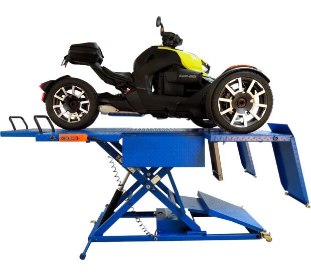 Ideal UTV Lift Table with Retractable Ramp, 2200-Lb. Capacity, 1/4in.-47in. Lift, Model# U-2200IEH-XR Ideal UTV Lift Table with Retractable Ramp, 2200-Lb. Capacity, 1/4in.-47in. Lift, Model# U-2200IEH-XR